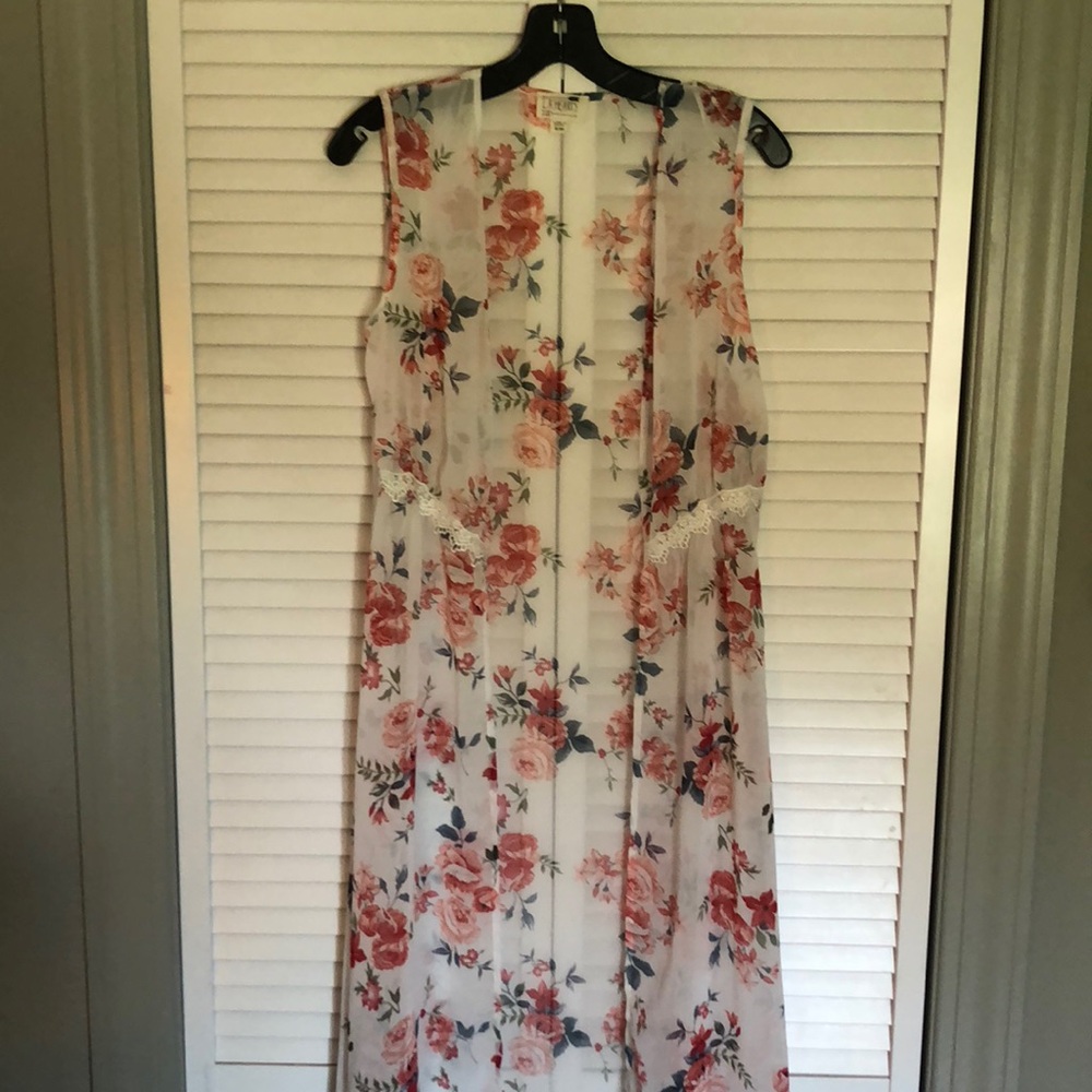 LA Hearts Floral Kimono